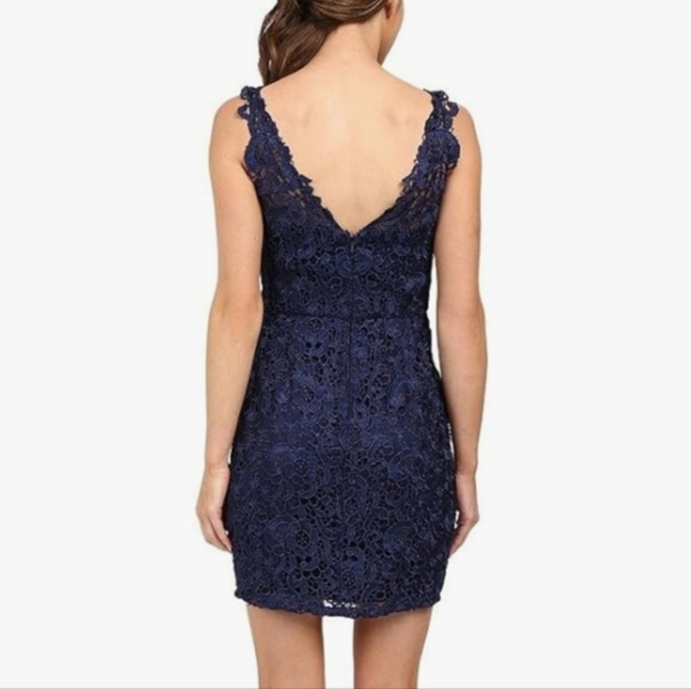 Aidan Mattox Women's V-Neck Sleeveless Lace Navy blue Cocktail Dress Size 0 - Picture 3 of 14